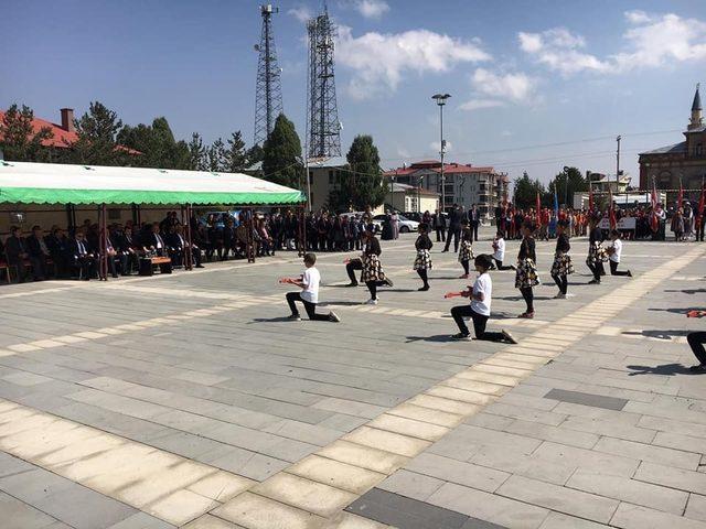 Sarıkamış’ta İlköğretim Haftası etkinliği düzenlendi