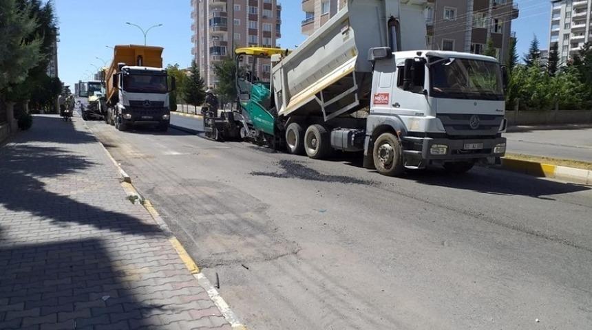 3. &Ccedil;evreyolunda aşınan yollara bakım yapıldı
