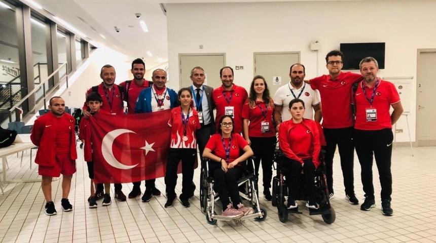 Kahramanmaraşlı Sevilay &Ouml;zt&uuml;rk, D&uuml;nya 3.&rsquo;s&uuml; oldu