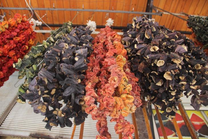 El yapımı kurutmalıklar tarihi çarşıları süslüyor G3