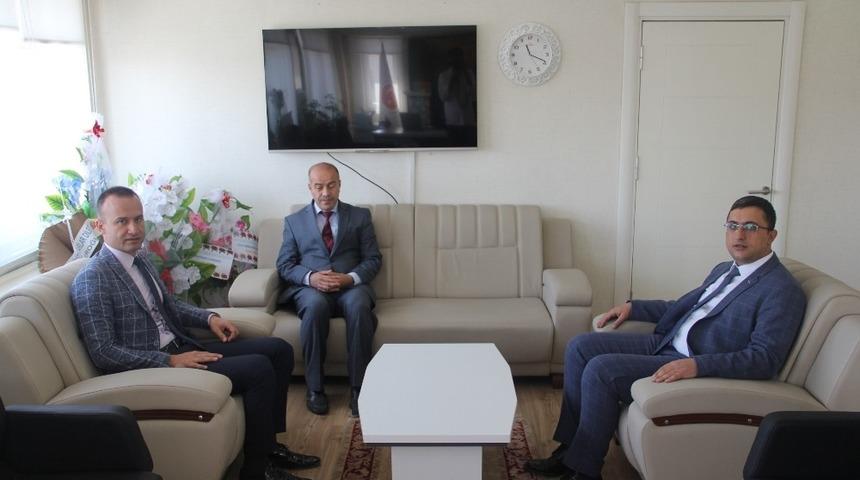 Ağrı Milli Eğitim M&uuml;d&uuml;r&uuml; Tekin, Taşlı&ccedil;ay Kaymakamı Ers&ouml;z&rsquo;e "Hayırlı olsun" ziyareti