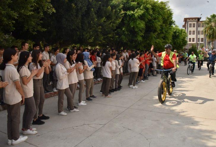 Başkan Yılmaz, personeliyle birlikte bisiklet sürdü G5