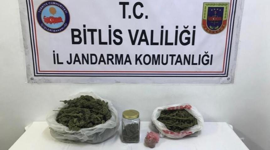Bitlis’te 4 kilo 300 gram kubar esrar ele geçirildi
