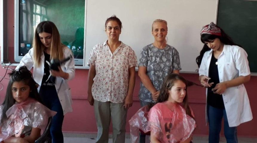 İzmirli ev hanımları köy çocukları için yollara düştü