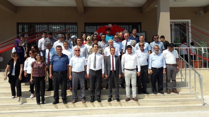 Erzin’de 24 derslikli yeni ortaokul hizmete girdi