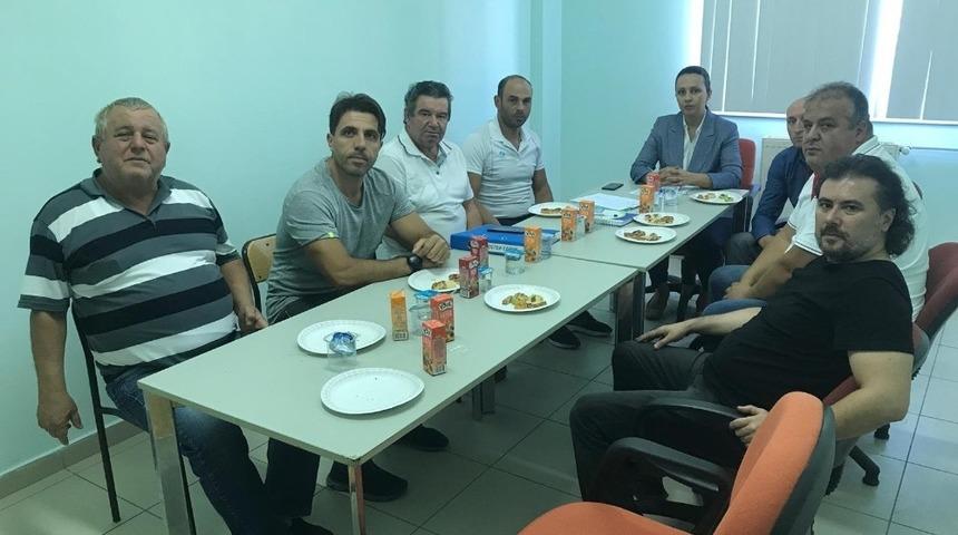 Yeni spor m&uuml;d&uuml;r&uuml; Şilli, kul&uuml;plerle tanıştı