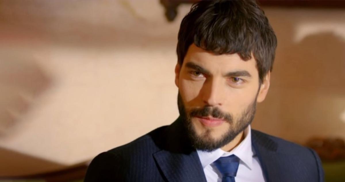 Akın Akın&ouml;z&uuml;'n&uuml;n eski hali hayranlarını şaşırttı