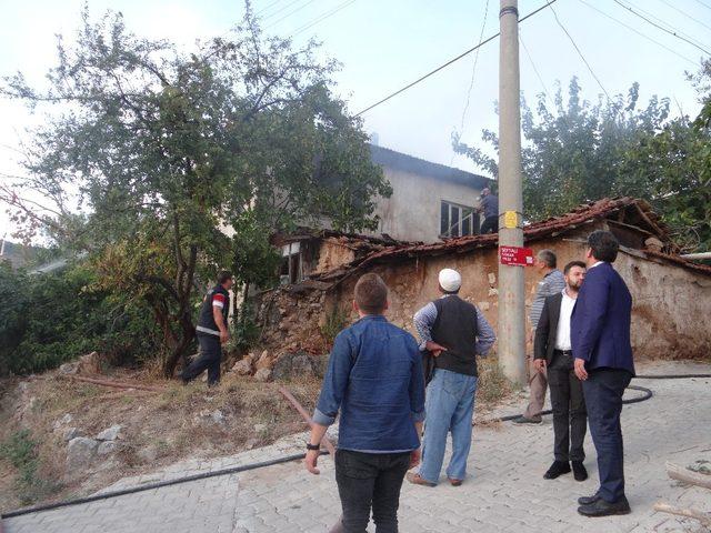 Bilecik’te ahşap evde çıkan yangın korkuttu