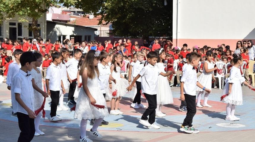 Lapseki&rsquo;de İlk&ouml;ğretim Haftası kutlamaları