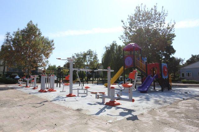 Gebze’nin mahallelerine yeni parklar yapılıyor