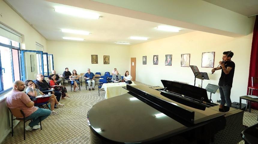 Trakya &Uuml;niversitesi geleceğin m&uuml;zisyenlerini belirledi