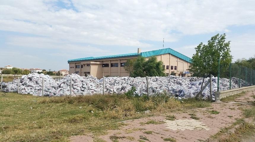 Kulu da 2 bin ihtiya&ccedil; sahibine 2 bin ton k&ouml;m&uuml;r dağıtıldı