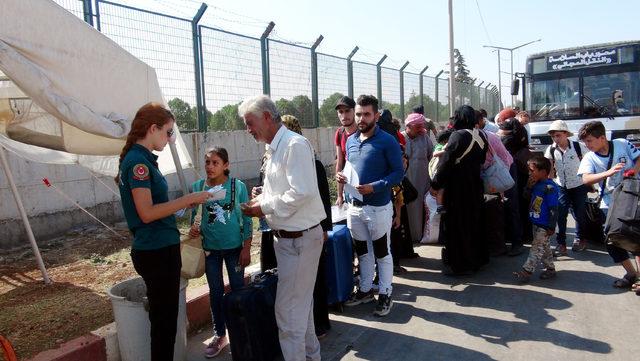 Bayramı ülkelerinde geçiren 39 bin Suriyeli döndü