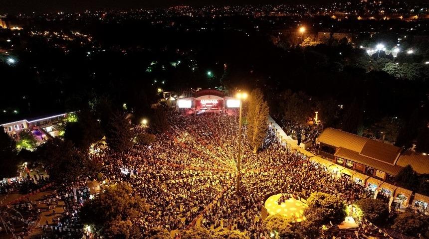 Gazikentte 1 milyon ziyaret&ccedil;i lezzet k&uuml;lt&uuml;r ve eğlenceyle buluştu