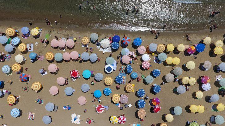 O kentte sahiller dolup taştı G3