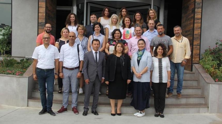 İngilizce ders kitapları Muğla &ouml;ğretmenlerinin kaleminden &ccedil;ıktı