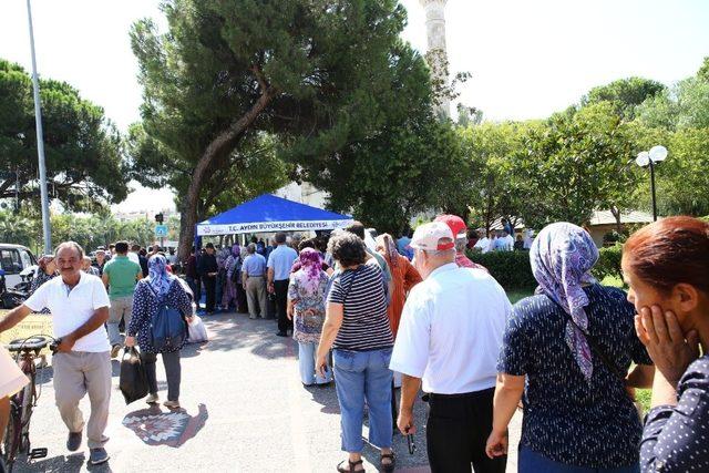 Aydın Büyükşehir Belediyesi, merhum Başbakan Adnan Menderes’i andı