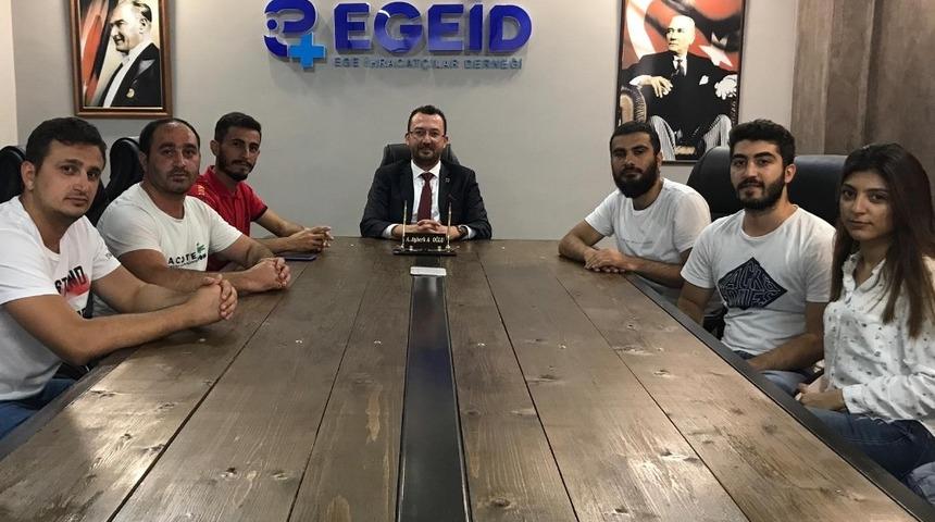 Azerbaycanlı öğrencilerden EGEİD’e ziyaret