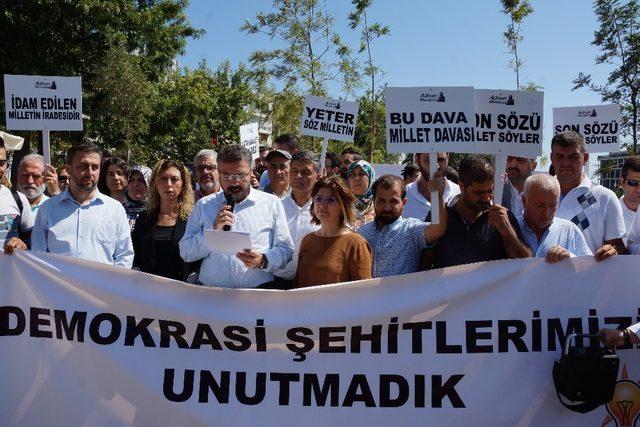 AK Parti Aydın, demokrasi şehidi Adnan Menderes’in andı