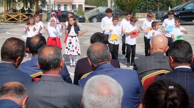 Bayburt’ta 14 bin öğrenci ders başı yaptı 1