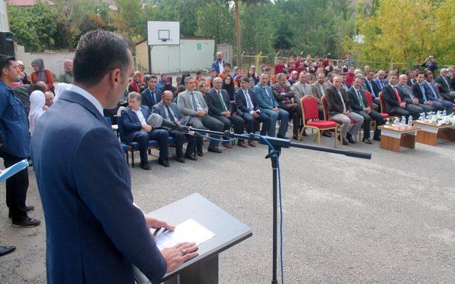 Bayburt’ta 14 bin öğrenci ders başı yaptı 2