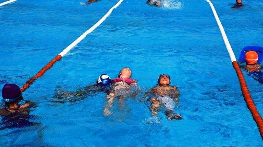 Yunusemre Kış Y&uuml;zme Kursları başlıyor