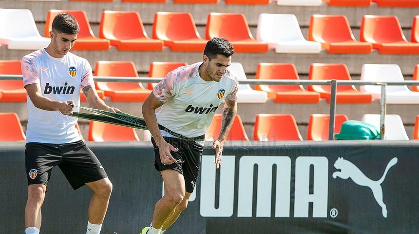 Valencialı futbolculardan kulüp yönetimine sessiz protesto 