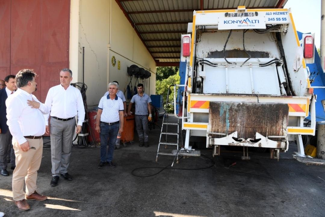 Başkan Esen, Belediye at&ouml;lyelerini inceledi