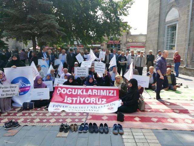 Kayserili annelerden, Diyarbakır’da eylem yapan annelere destek