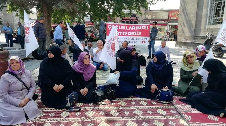 Kayserili annelerden, Diyarbakır’da eylem yapan annelere destek