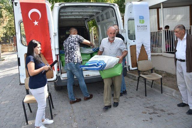 Çiftçiye büyükşehirden yemlik tohum