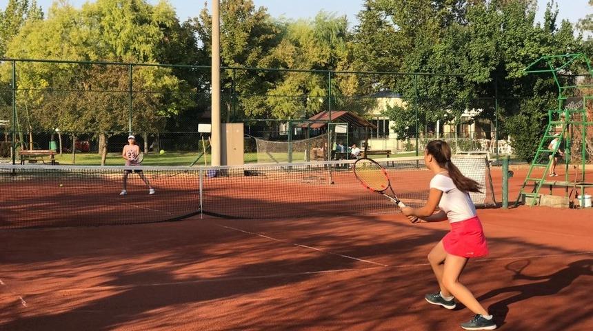 Tenis şenliği sona eriyor