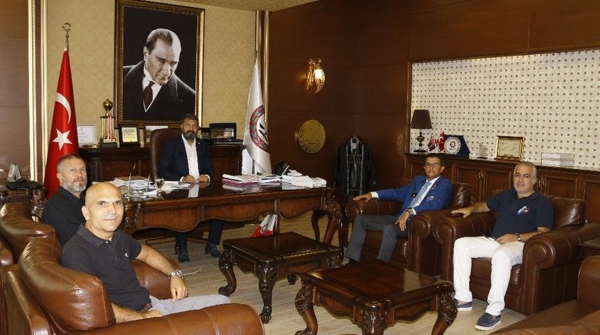 Yeşilboğaz: "&Uuml;lkemizdeki sorunlar el birliği ile &ccedil;&ouml;z&uuml;lebilir"