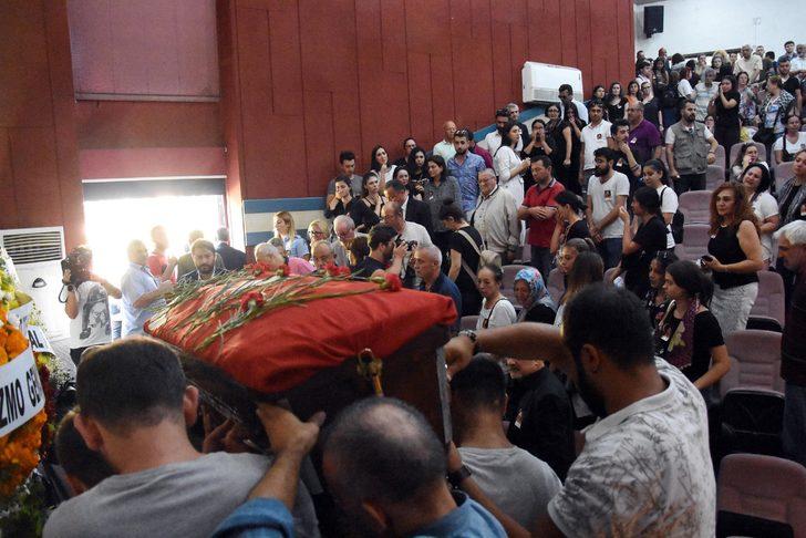 Kampüsteki kazada ölen Sezen için üniversitede hazin tören G4