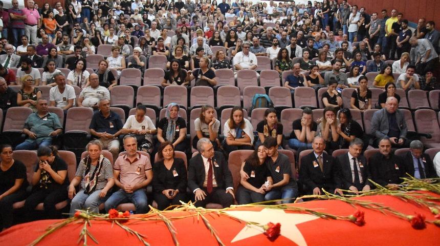 Kampüsteki kazada ölen Sezen için üniversitede hazin tören