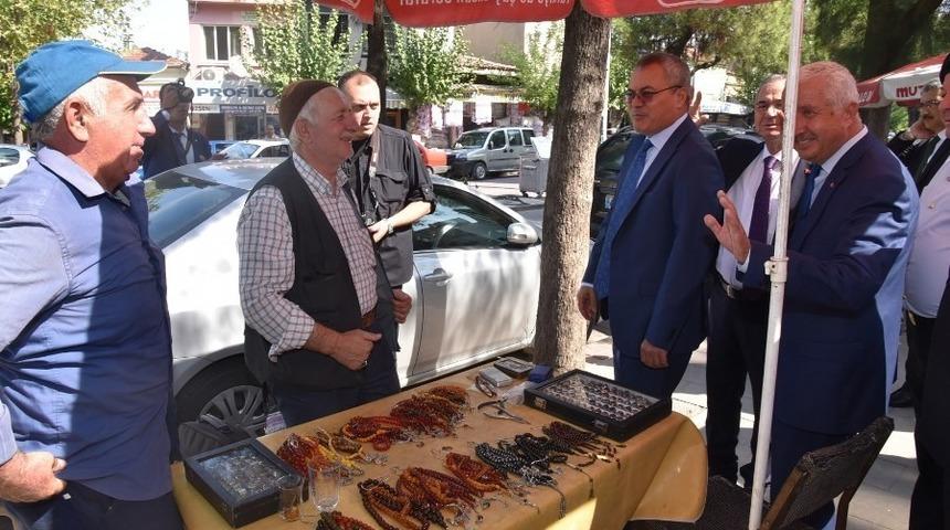 Vali Deniz esnafın Ahilik Haftasını kutladı