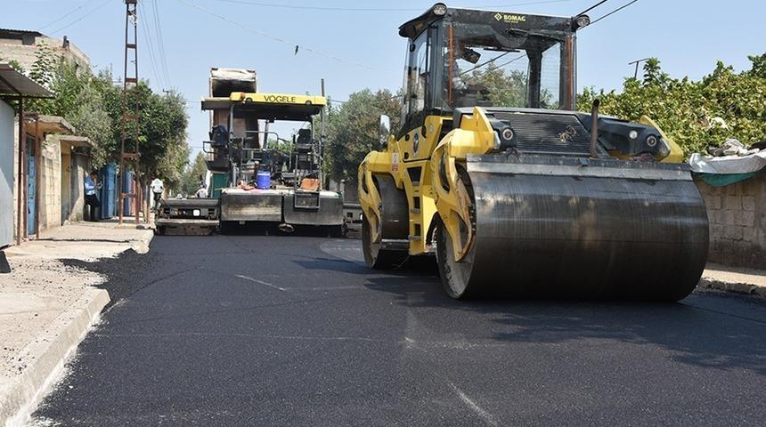 Başkan Aydar: &ldquo;Ceyhanlılar &ccedil;i&ccedil;ek gibi yollarda gezecek&rdquo;