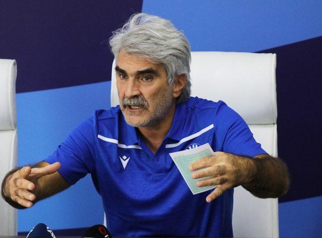 Uğur T&uuml;t&uuml;neker: &ldquo;Takımın isteğinden &ccedil;ok memnunum&rdquo; 2