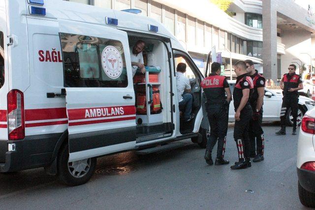 Ataşehir’de kaza: 1 polis yaralı