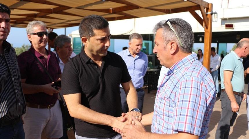 Başkan G&uuml;nel, muhtarlarla bir araya geldi