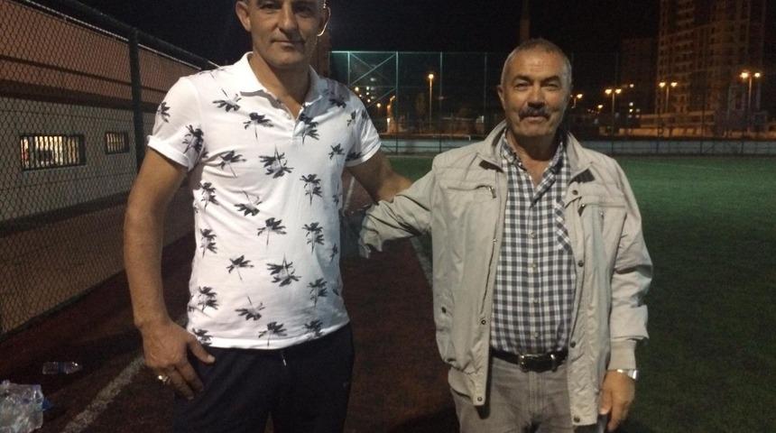 Özvatan Gençlikspor, Ferhat Bakar’a emanet etti