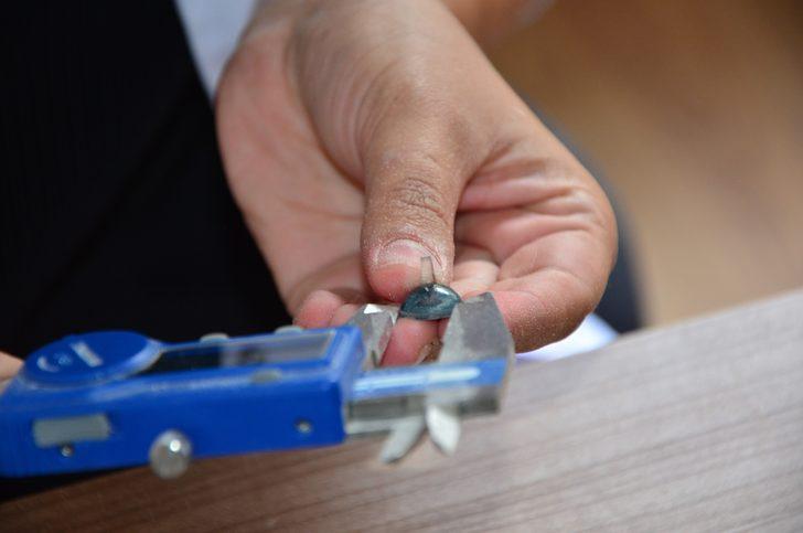 Protez gözleri gören şaşıp kalıyor! Gerçek gibi... G3