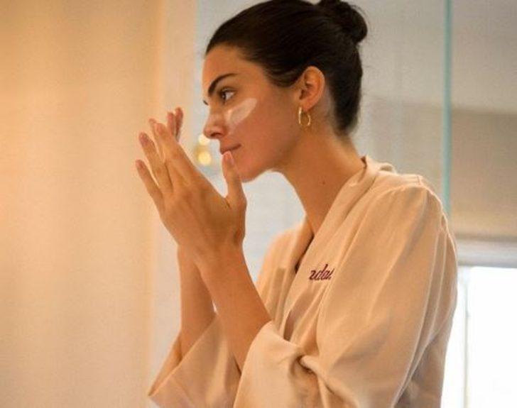 Kendall Jenner'ın aylık geliri 'yok artık' dedirtti! G3