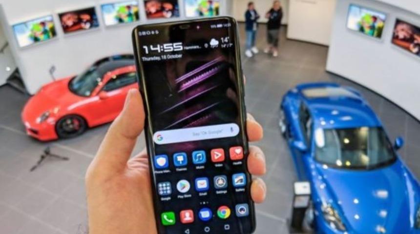 Huawei Mate 30 RS Porsche Desing geliyor!