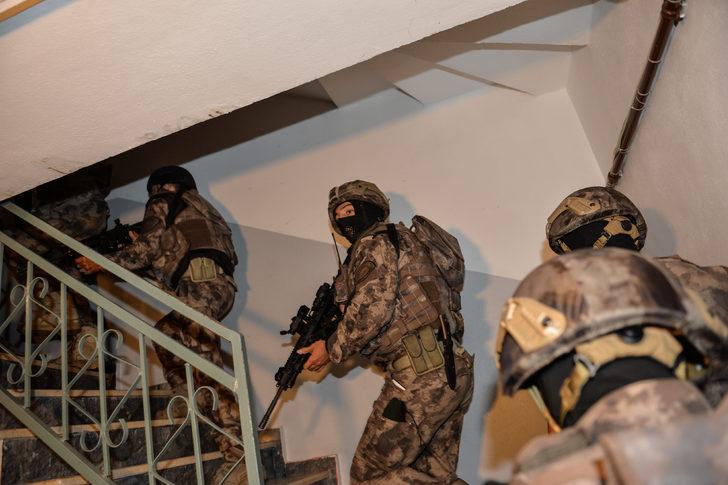 Son dakika! İstanbul merkezli eş zamanlı bahis operasyonu! Çok sayıda gözaltı var G2