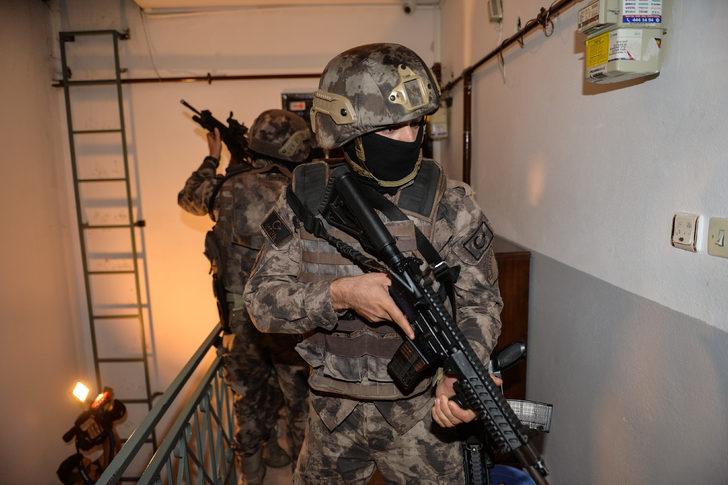 Son dakika! İstanbul merkezli eş zamanlı bahis operasyonu! Çok sayıda gözaltı var G1