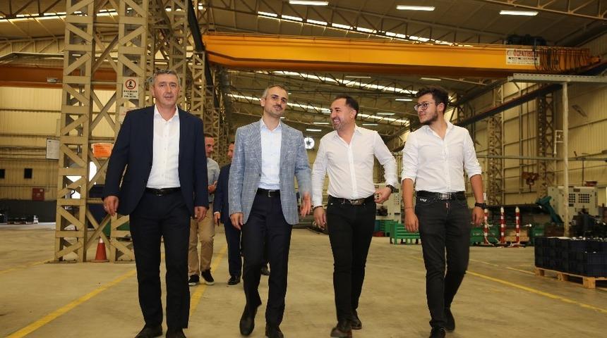 Başkan &Ccedil;ift&ccedil;i, &rdquo;Sanayicilerimizin fikirleri bizim i&ccedil;in &ccedil;ok &ouml;nemli&rdquo;