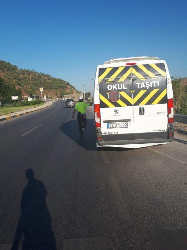 Dalaman’da okul servis araçlarına denetim