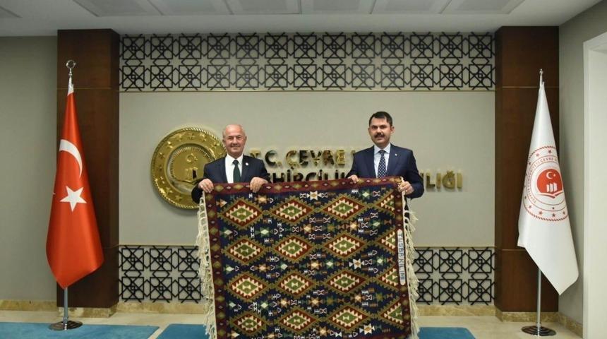 Başkan Akman’dan Bakan Kurum ve Bakan Yardımcısı Alpaslan’a ziyaret