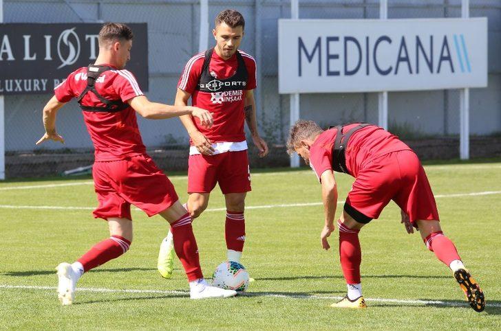 Emre Kılınç'ın menajerinden transfer açıklaması geldi! G5